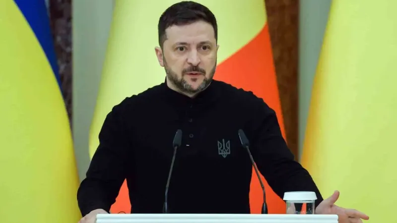Zelenskiy: "Ateşkesin ardından her türlü formatta masaya oturmaya hazırız"
