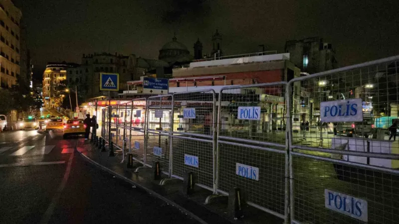 İstanbul’da 1 Mayıs nedeniyle bazı yollar trafiğe kapatıldı