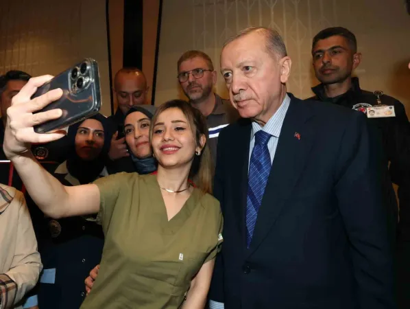 Cumhurbaşkanı Erdoğan işçilerle bir araya geldi