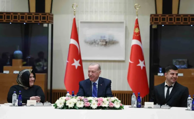 Cumhurbaşkanı Erdoğan işçilerle bir araya geldi