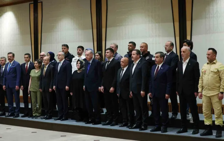 Cumhurbaşkanı Erdoğan işçilerle bir araya geldi