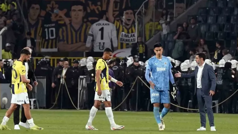 Fenerbahçe evinde 10 puan kaybetti Fenerbahçe evinde 10 puan kaybetti
