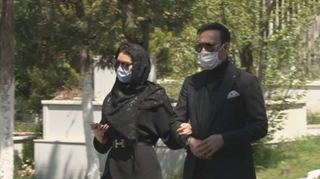 Bülent Ersoy’un annesine “sosyal mesafeli” son uğurlama