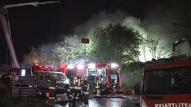 İSTOÇ’daki geri dönüşüm tesisinde yangın söndürüldü