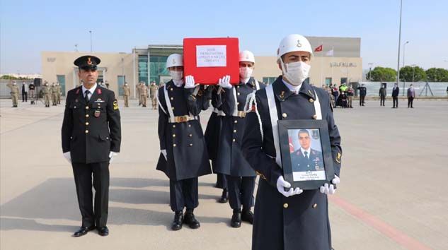 Şehit Uzman Çavuş Yılmaz Güneş’in naaşı Elazığ’dan Ankara’ya uğurlandı