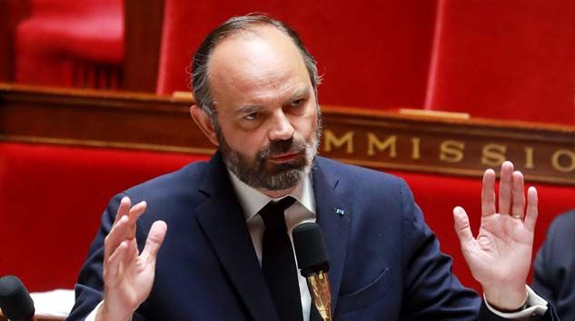 Fransa’da liglerin ardından diğer branşları da sona erdirdi