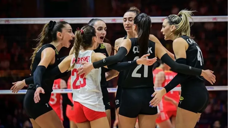 A Milli Kadın Voleybol Takımı’ndan 4’te 4 A Milli Kadın Voleybol Takımı’ndan 4’te 4