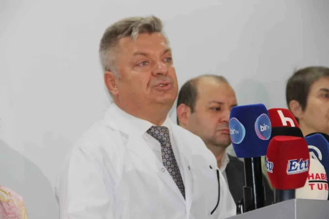 Ferdi Zeyrek’in sağlık durumu ciddiyetini koruyor Ferdi Zeyrek’in sağlık durumu ciddiyetini koruyor