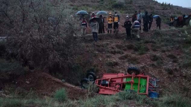 Çapa motoru şarampole yuvarlandı Ahmet Turan Şekerci hayatını kaybetti