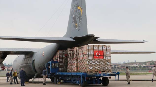 Türkiye’nin ikinci tıbbi yardım uçağı ABD’ye ulaştı