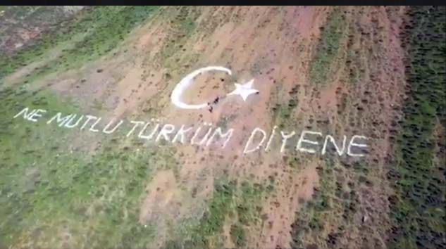Tunceli’de terörden temizlenen dağlara devasa “Ay yıldız”