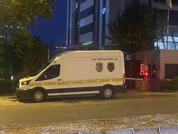 Dilan Polat’ın koruması silahlı saldırıya uğradı Dilan Polat’ın koruması silahlı saldırıya uğradı