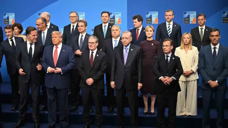 Erdoğan, NATO Zirvesi öncesi aile fotoğrafına katıldı