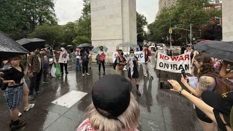 New York’ta Trump ve Netanyahu karşıtı protesto: "Özgür Filistin, Özgür İran" New York’ta Trump ve Netanyahu karşıtı protesto: "Özgür Filistin, Özgür İran"