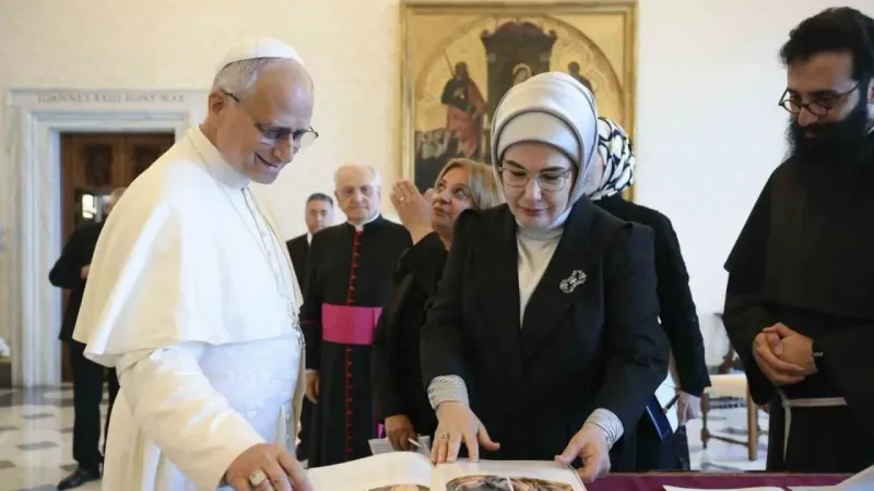 Emine Erdoğan, Papa 14. Leo ile görüştü