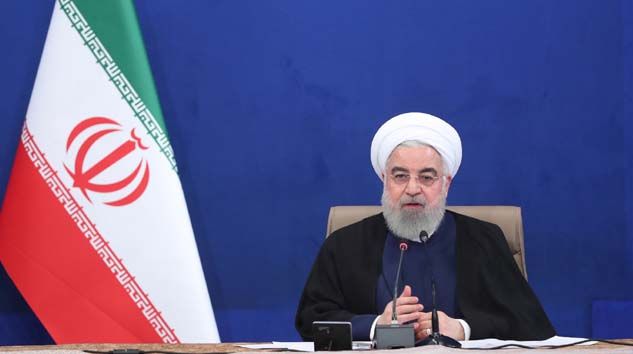 Ruhani: Yarın beyaz bölgelerde camiler yeniden açılıyor