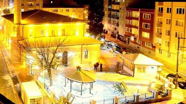 Bursa’da binlerce kişi orucunu erken açtı