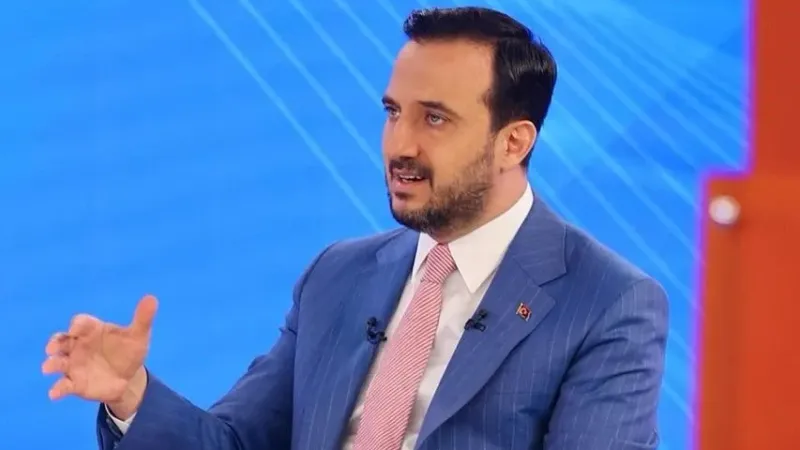 AK Parti İstanbul İl Başkanı Abdullah Özdemir: "CHP’ye değil, yolsuzluğa operasyon yapıldı" AK Parti İstanbul İl Başkanı Abdullah Özdemir: "CHP’ye değil, yolsuzluğa operasyon yapıldı"