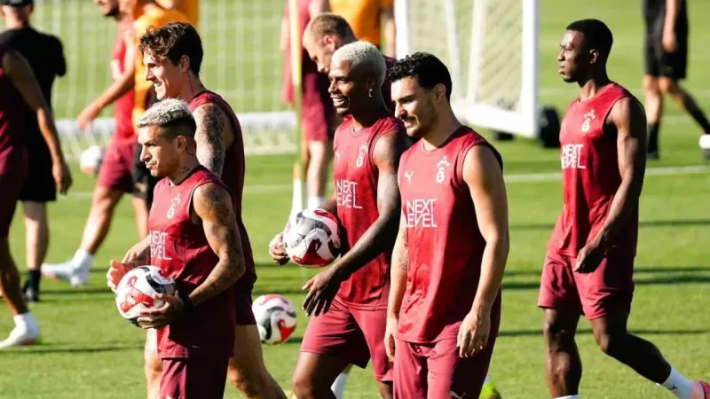 Galatasaray, ilk hazırlık maçına çıkacak