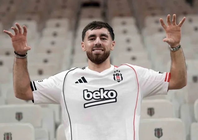 Beşiktaş, Orkun Kökçü ile sözleşme imzaladı