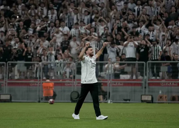 Beşiktaş, Orkun Kökçü ile sözleşme imzaladı