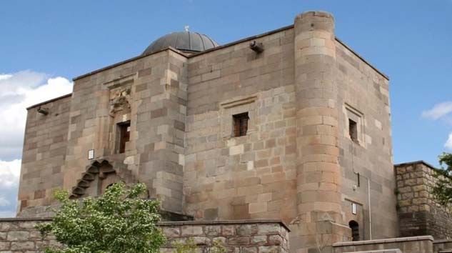 Tıp sembolü asaya sarılı yılan sembolünün merkezi ‘Çankırı’