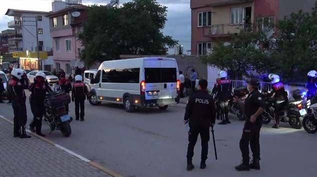 Bir gün arayla iki kuzenini bıçakladı