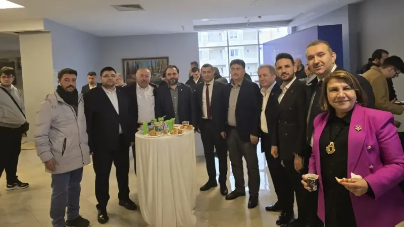 “Ölene Dek Arkandayız Erdoğan” Marşı Büyük Coşkuyla Tanıtıldı