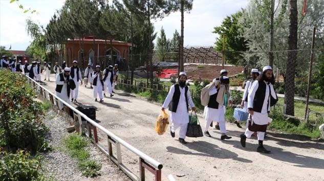 Afganistan’da 102 Taliban mensubu serbest bırakıldı