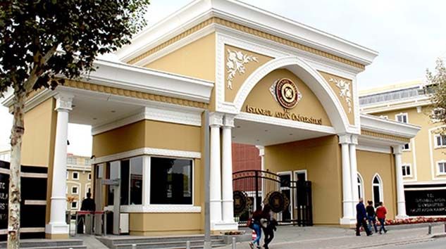 ABD’den kabul alan Türk öğrenciler online derslere katılacak