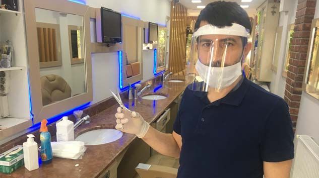 Şükrü Akyüz: Usturayla sakal tıraşı yasaklanmalı