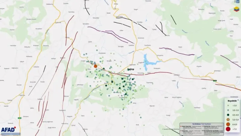 Balıkesir’de 6.1 büyüklüğündeki depremin ardından 237 artçı deprem meydana geldi