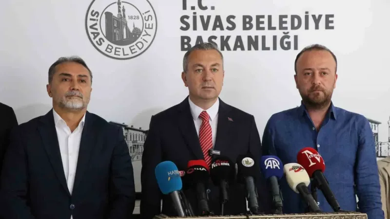 Sivasspor’dan 40 Milyon TL’lik sponsorluk anlaşması Sivasspor’dan 40 Milyon TL’lik sponsorluk anlaşması