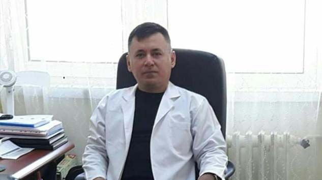 Beyin kanaması geçiren Profesör Dr. Özgür İşleyici hayatını kaybetti