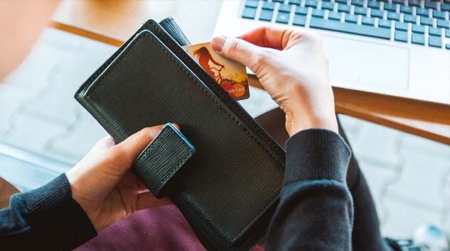 Kartlı harcamalar bir haftada yüzde 18 arttı