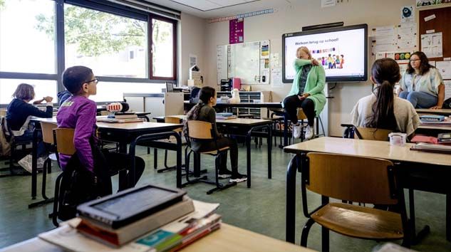 Hollanda’da normalleşme süreci başladı