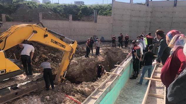 Hatay’da toprak altında kalan Sıtkı Çelik kurtarıldı