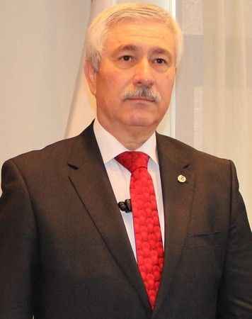 FETÖ şüphelisi eski Ege Üniversitesi Rektörü Hoşcoşkun yakalandı