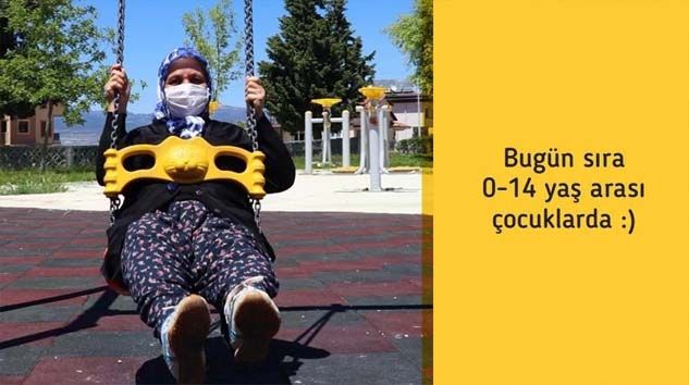 Bakan Koca’dan dışarı çıkacak çocuklara mesaj: Sağlığımız için birazcık daha fedakarlık yapacağız