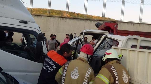 Pendik’de sarhoş sürücünün kullandığı kamyonet dehşet saçtı: 2 yaralı