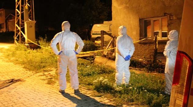 Kütahya’da sulama kanalına düşen Hanife İlik hayatını kaybetti Kütahya’da sulama kanalına düşen Hanife İlik hayatını kaybetti