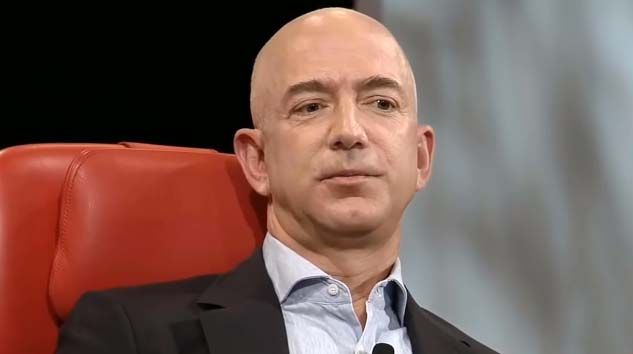 Dolar trilyoneri olması beklenen Jeff Bezos kimdir ne iş yapar?
