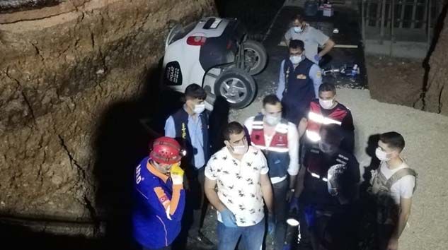 Adıyaman’daki kazada Osman Çayır ile oğlu Esat Çayır hayatını kaybetti