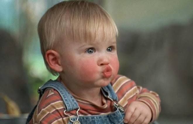 Kış Ayında bebeğinizi öptürmeyin