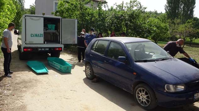 Kriko kayınca aracın altında kalan Süleyman Pektaş hayatını kaybetti