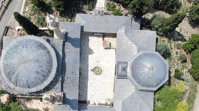 Emirsultan Camii depreme dayanamaz