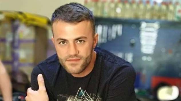 Oto ekspertiz sorumlusu aracına verdiği raporu beğenmeyen kişi tarafından öldürüldü