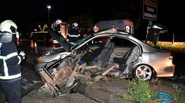Aksaray’da iki otomobil çarpıştı Şeref Kasal hayatını kaybetti