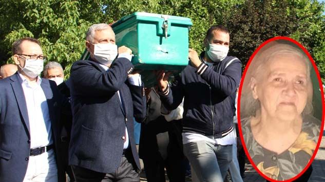 Kara Kuvvetleri Komutanı Ümit Dündar, annesini son yolculuğuna uğurladı