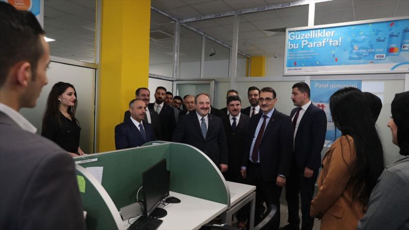 Bakanlar Varank ve Dönmez Siirt’te çağrı merkezi açılışı gerçekleştirdi